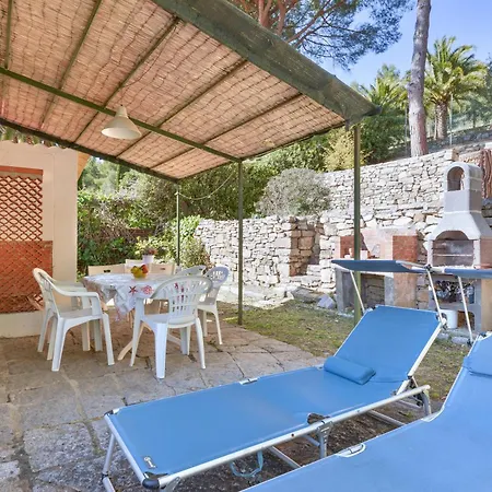 Apartment Villaggio La Serra - Con Giardino