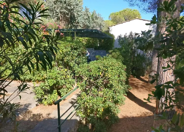 Apartamento Villaggio La Serra - Con Giardino